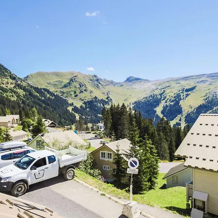 Apartment Le Chateau De Crans - Maeva - 4 Personnes - Confort Mae-4490 *